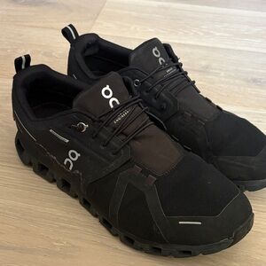On Running Men's Black Athletic Sneakers